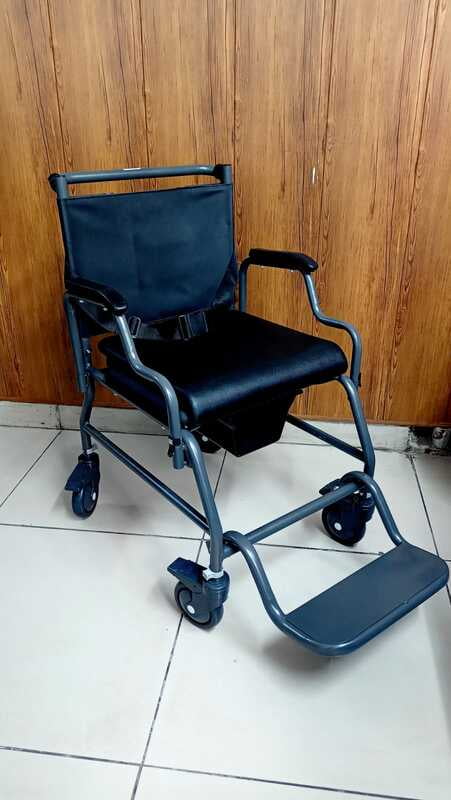 Bariatric Wheelchair 150 KG Commode